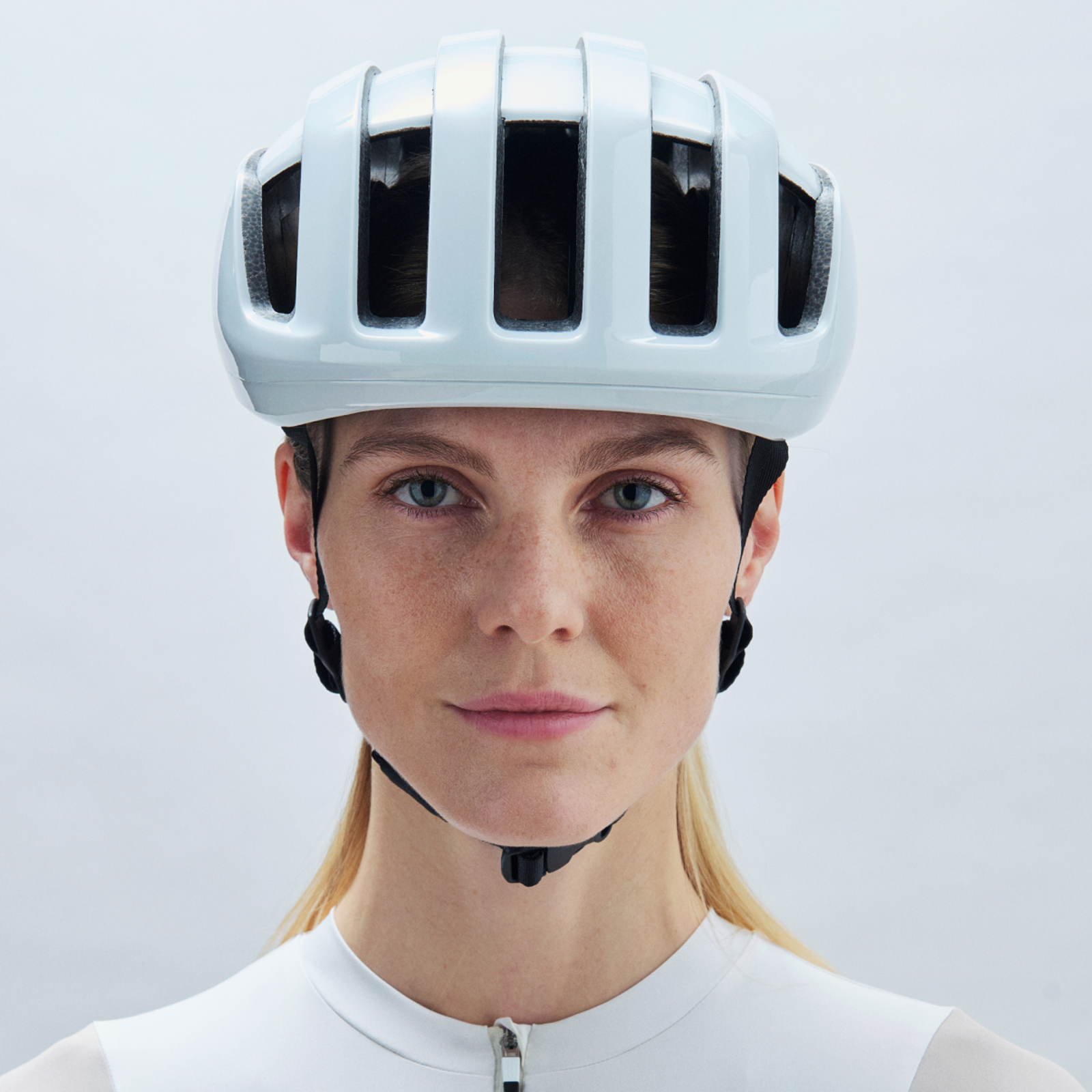 ヘルメット　POC オレンジ Cytal Cycling Helmet に Fluorescent Orange Matt | POC japan