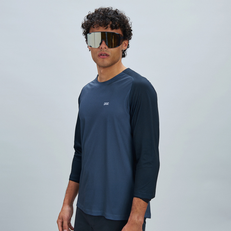Product image of Men's Motion Air 3/4 MTB Jersey