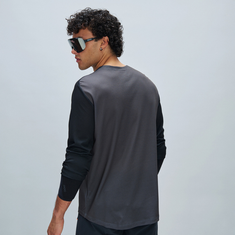Product image of Men's Motion Air 3/4 MTB Jersey