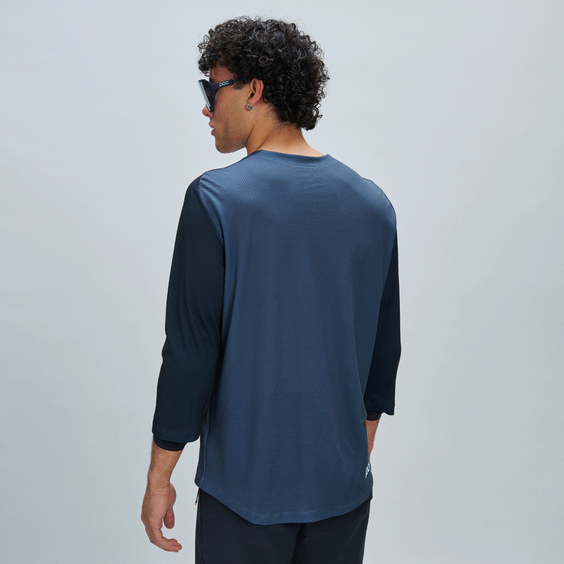 Product image of Men's Motion Air 3/4 MTB Jersey