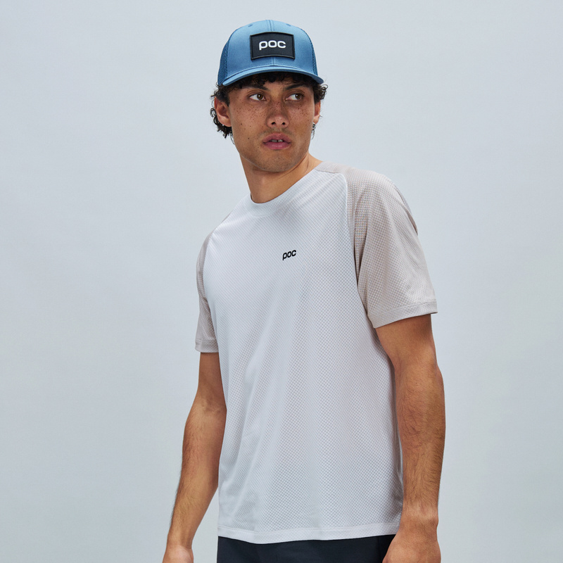 Product image of Men's Motion Air Short Sleeve MTB Jersey