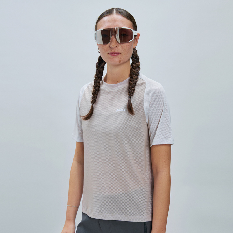 Product image of Women's Motion Air Short Sleeve Cycling Jersey
