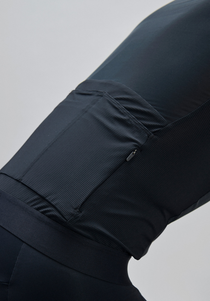 Raceday Short Sleeve Jersey in Uranium Black | Men's Road Cycling