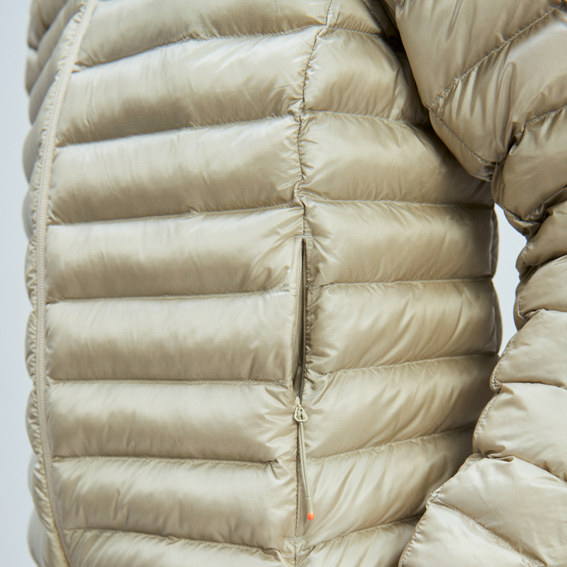 Product image of Frauen Coalesce Daunenjacke