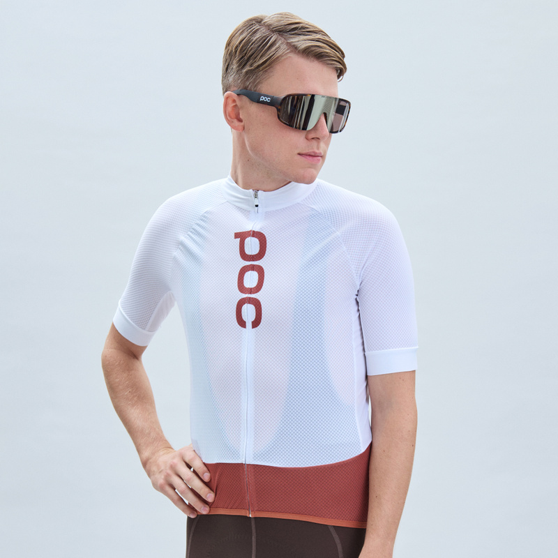 Product image of Men's Essential Logo Road Cycling Jersey