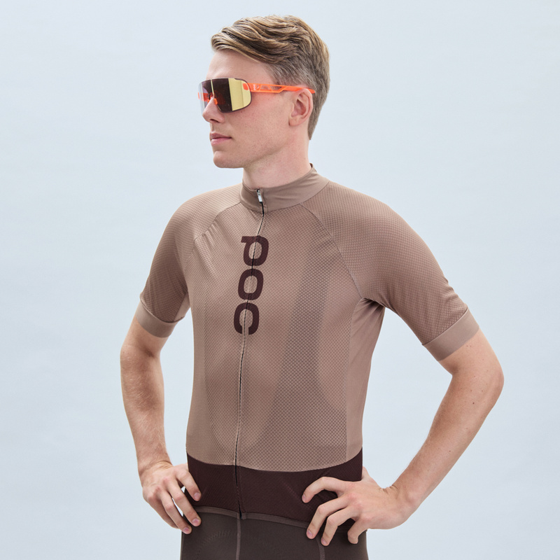 Product image of Men's Essential Logo Road Cycling Jersey