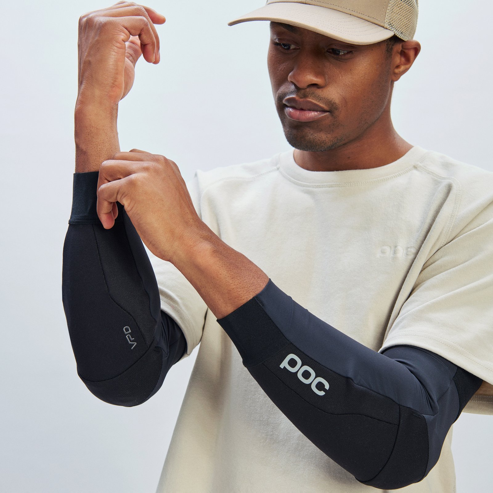 POC（ポック） Oseus VPD ELBOW Lサイズ Oseus VPD Elbow MTB Protection in Uranium Black | POC Global